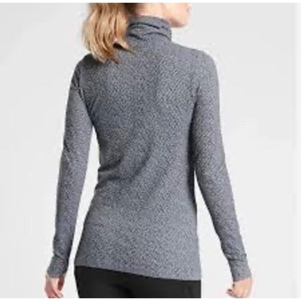 Athleta Flurry Peak Turtleneck Base Layer Gray Flecked Long Sleeve Top Medium - Picture 2 of 5